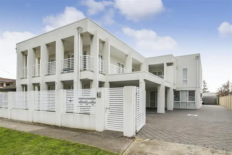 3/8 West Beach Road, West Beach SA 5024