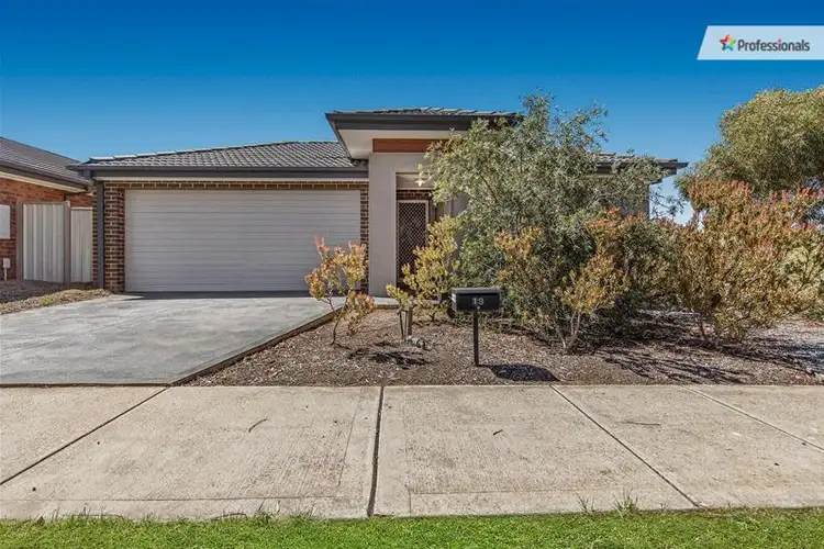 19 Fantail Way, Brookfield VIC 3338