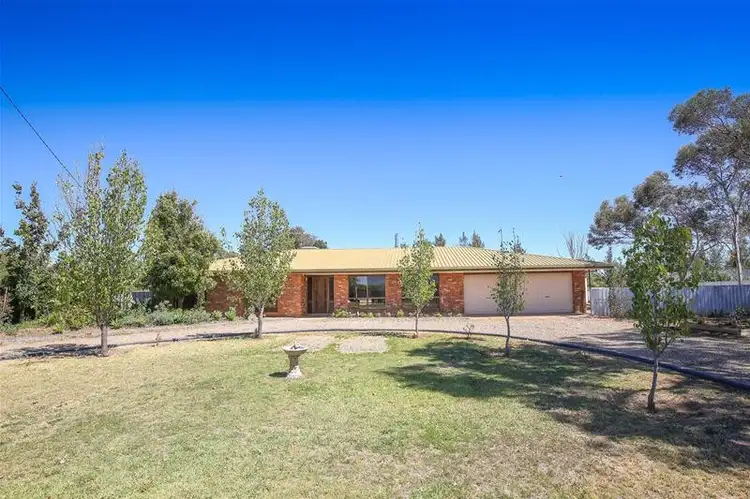 27 Main Avenue South, Merbein VIC 3505