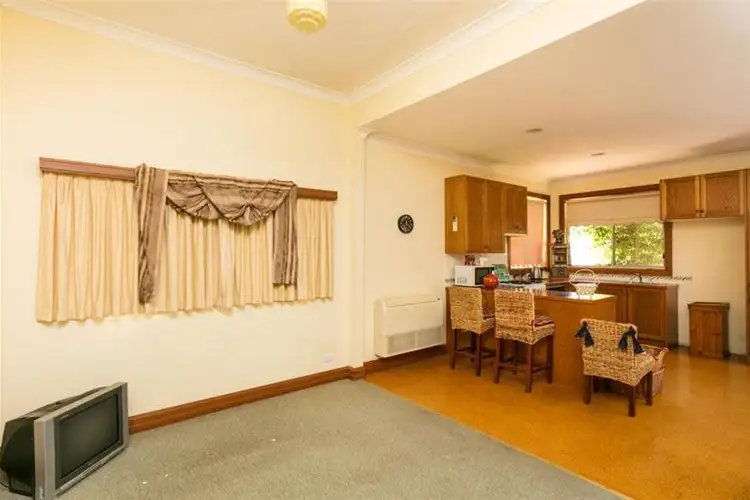 Fourth view of Homely house listing, 2 Cedar Avenue, Mildura VIC 3500