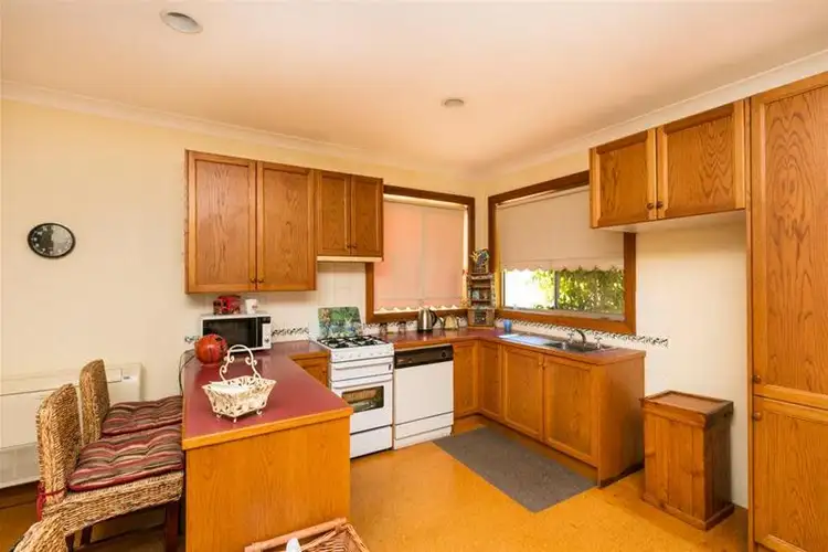 Fifth view of Homely house listing, 2 Cedar Avenue, Mildura VIC 3500