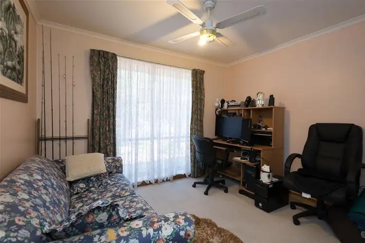 Sixth view of Homely house listing, 3 Alema Court, Narre Warren South VIC 3805