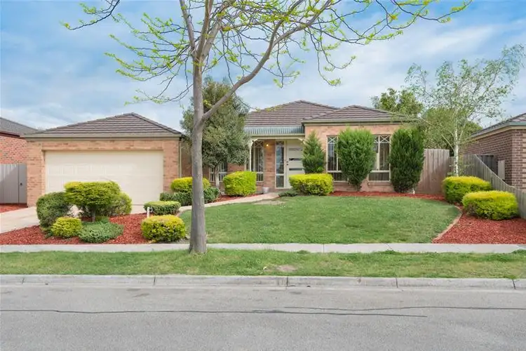 8 Evergold Close, Narre Warren South VIC 3805