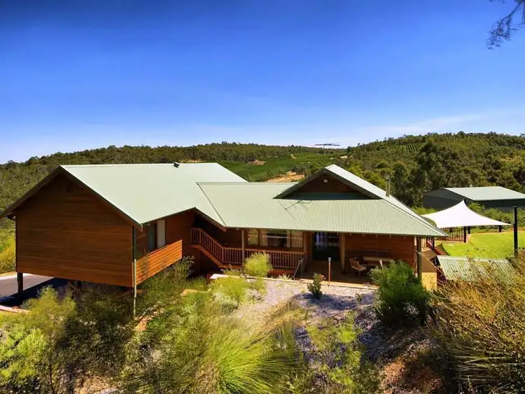 8 Sawmill Place, Roleystone WA 6111