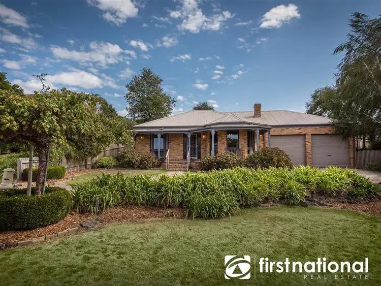 9 Reginald Close, Berwick VIC 3806