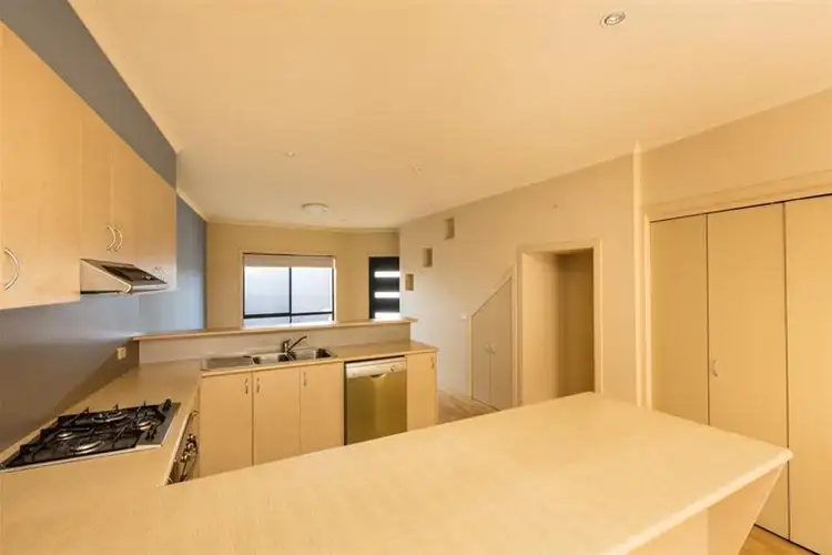Fifth view of Homely townhouse listing, 160 Ninth Street, Mildura VIC 3500