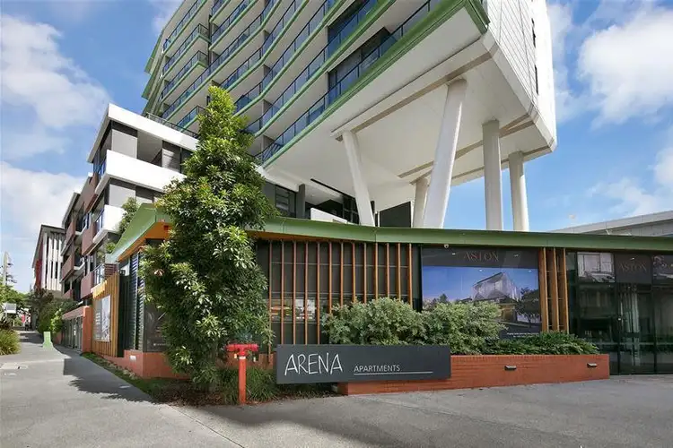 1036/9 Edmondstone Street, South Brisbane QLD 4101