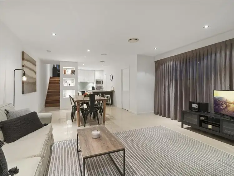 Fifth view of Homely house listing, 1/35 Dolphin Avenue, Mermaid Beach QLD 4218