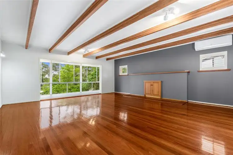 7 Kyoga Street, Kenmore QLD 4069