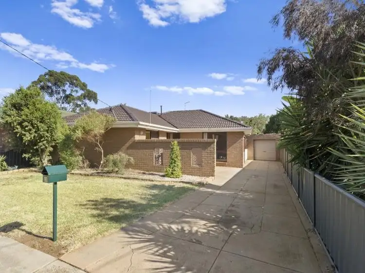 28 Shane Avenue, Seabrook VIC 3028