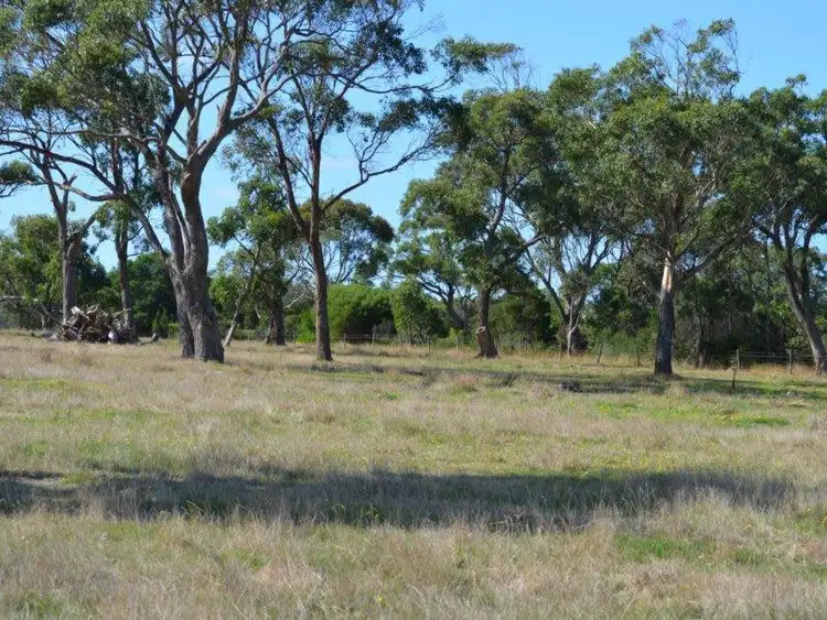 114 Desmond Road, Wattle Bank VIC 3995