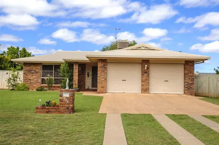128 Zeller Street, Chinchilla QLD 4413