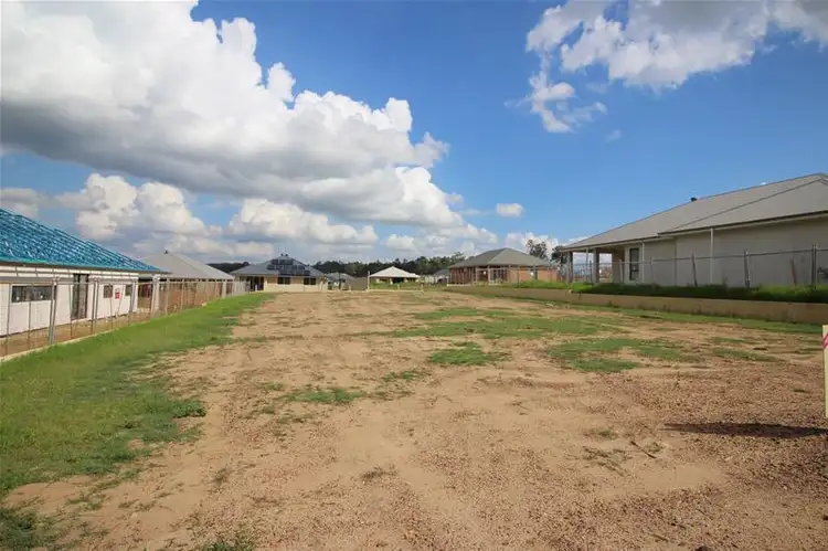 53 Tooze Circuit, North Rothbury NSW 2335