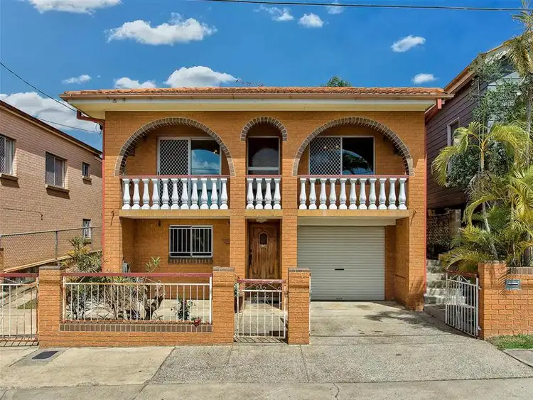 4 Tillot Street, Dutton Park QLD 4102