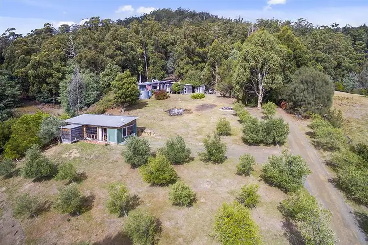 100 Coal Mine Road, Gardners Bay TAS 7112