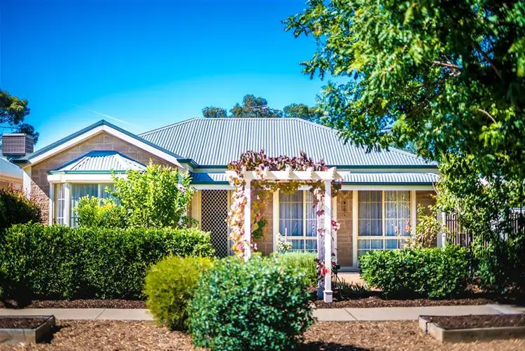 1 Pevensey Grove, Mildura VIC 3500