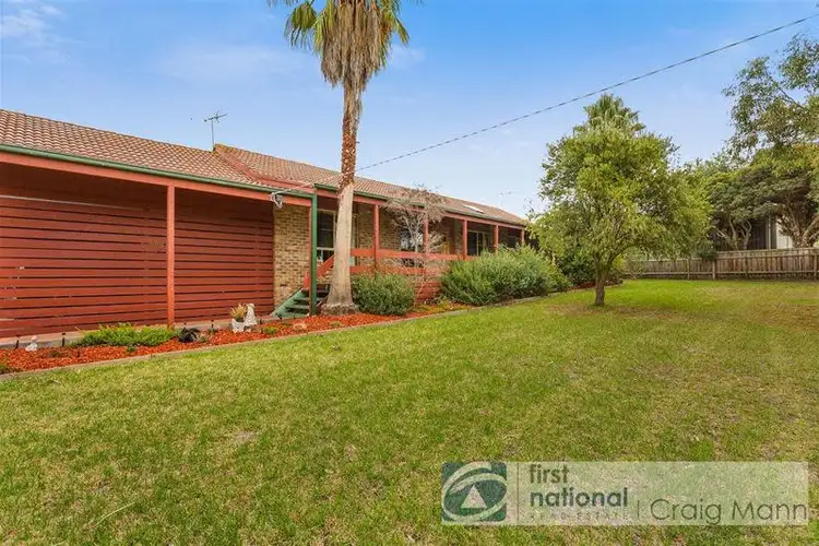 18 Compass Court, Somerville VIC 3912
