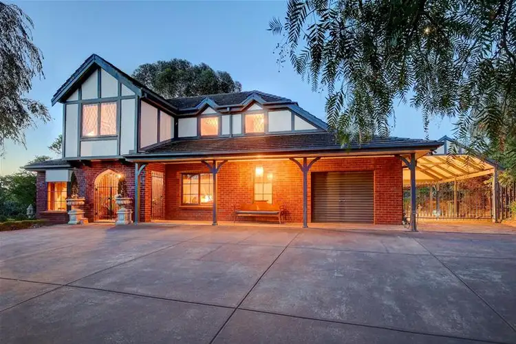 2 Abbaron Court, Aberfoyle Park SA 5159