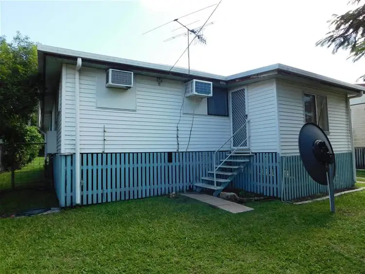 75 Broad Street, Sarina QLD 4737