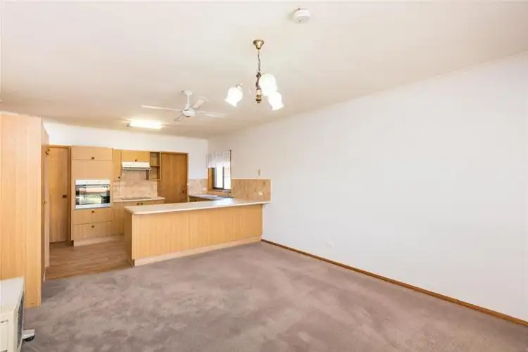 Fourth view of Homely unit listing, 1/303 Tenth Street, Mildura VIC 3500