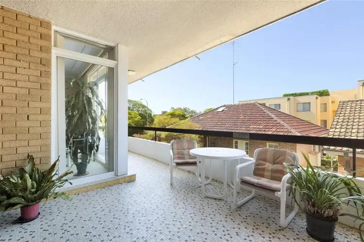 Main view of Homely unit listing, 2/83 Howard Avenue, Dee Why NSW 2099