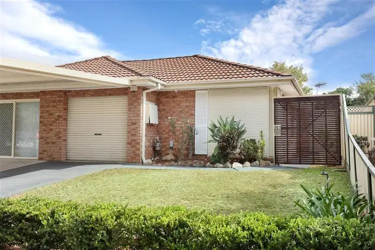 9 Sparrow  Lane, Green Valley NSW 2168