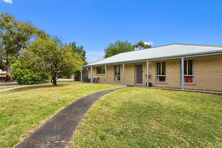 12 Somerville Crescent, Somerville VIC 3912