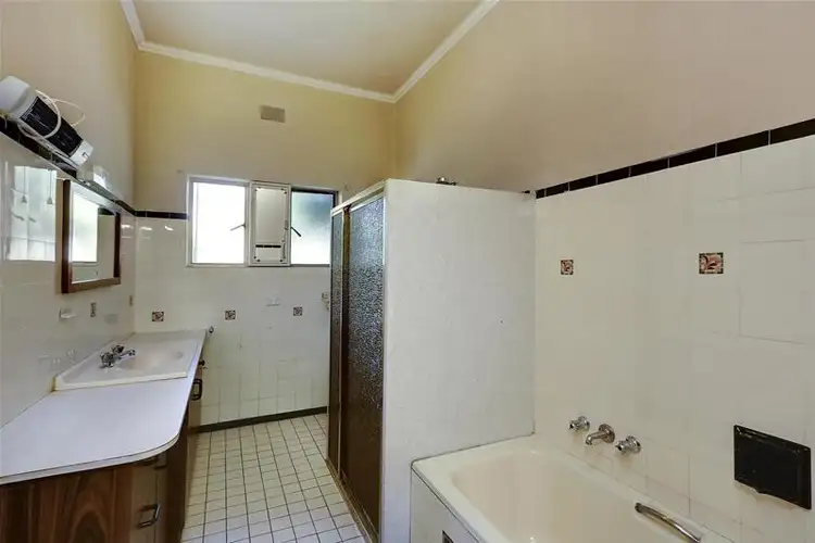 Sixth view of Homely house listing, 34 Kaolin Street, Broken Hill NSW 2880