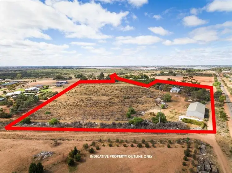 52 McEdward Street, Birdwoodton VIC 3505