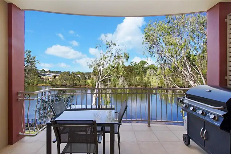 6/4 University Drive, Robina QLD 4226