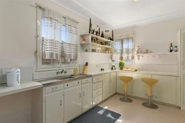 Fifth view of Homely house listing, 44 Palm Beach Avenue, Palm Beach QLD 4221