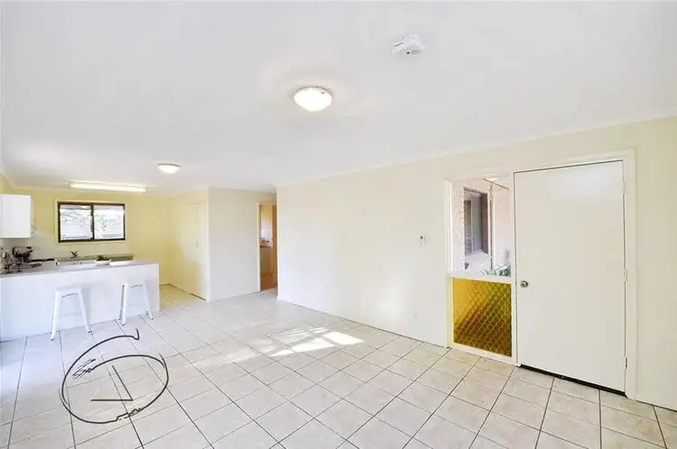 Third view of Homely semi-detached listing, 1/8 Driver Court, Braitling NT 870