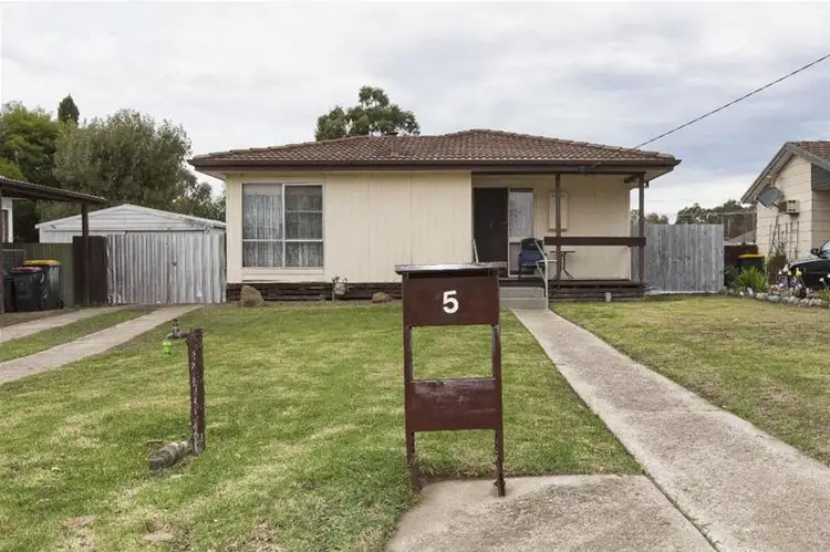 5 Grevillea Court, Ararat VIC 3377