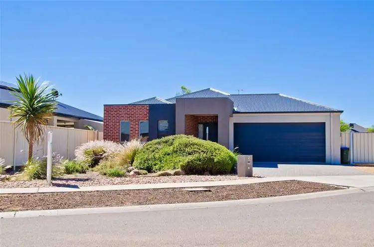 2 Dunlop Court, Mildura VIC 3500