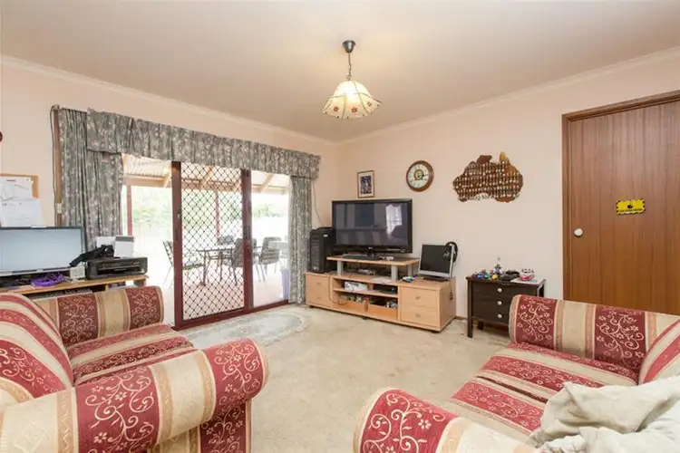 Seventh view of Homely house listing, 3 Nancy Court, Mildura VIC 3500
