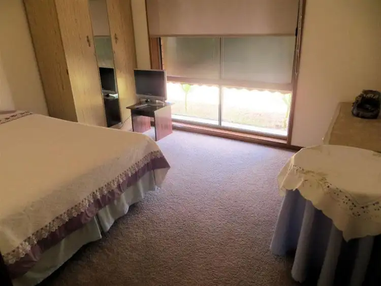 Seventh view of Homely house listing, 10 Jobson Court, Mildura VIC 3500
