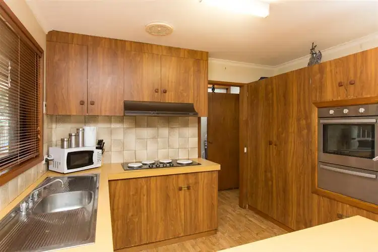 Fifth view of Homely house listing, 4 Ibis Place, Mildura VIC 3500