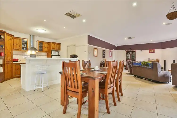 Sixth view of Homely house listing, 2 Burnside Way, Mildura VIC 3500