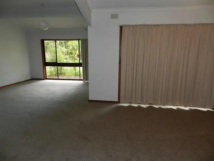 Fifth view of Homely house listing, 6 Bottle Brush Court, Mildura VIC 3500