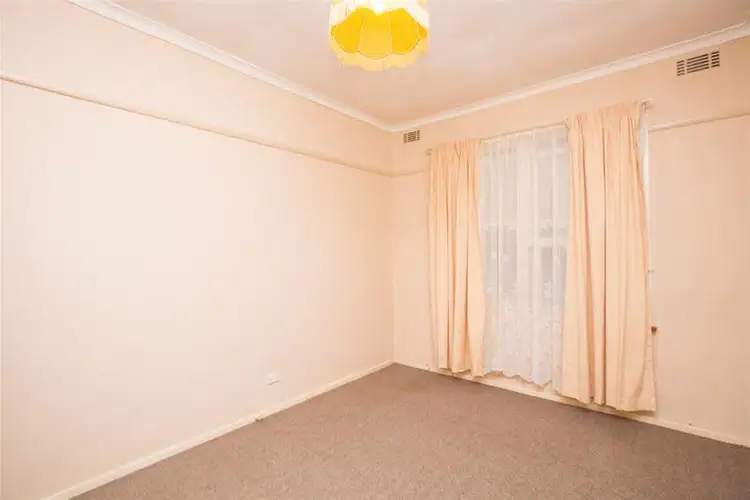 Sixth view of Homely house listing, 4 Jenkins Place, Mildura VIC 3500