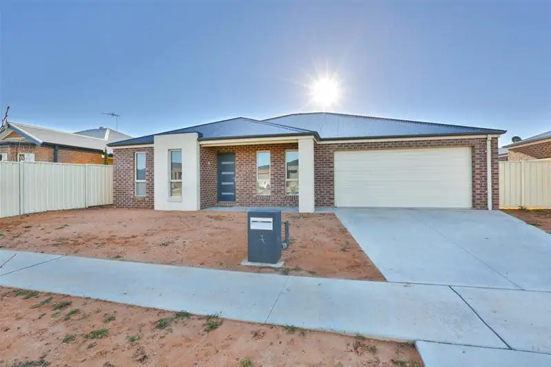 Main view of Homely house listing, 3 Dean Court, Mildura VIC 3500