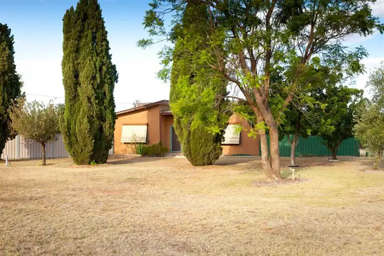 215 Cureton  Avenue, Nichols Point VIC 3501