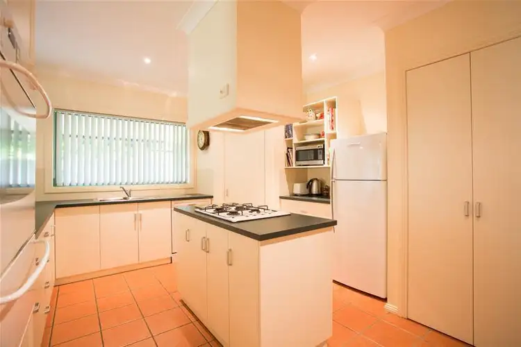 Sixth view of Homely house listing, 2 Carmela Court, Mildura VIC 3500