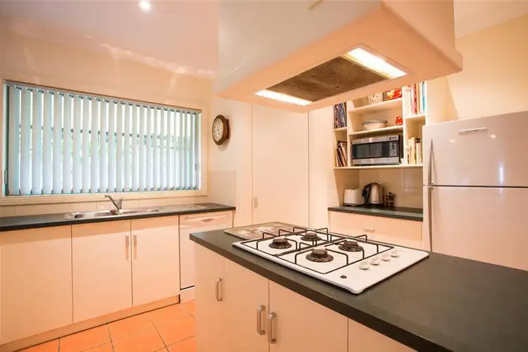 Seventh view of Homely house listing, 2 Carmela Court, Mildura VIC 3500