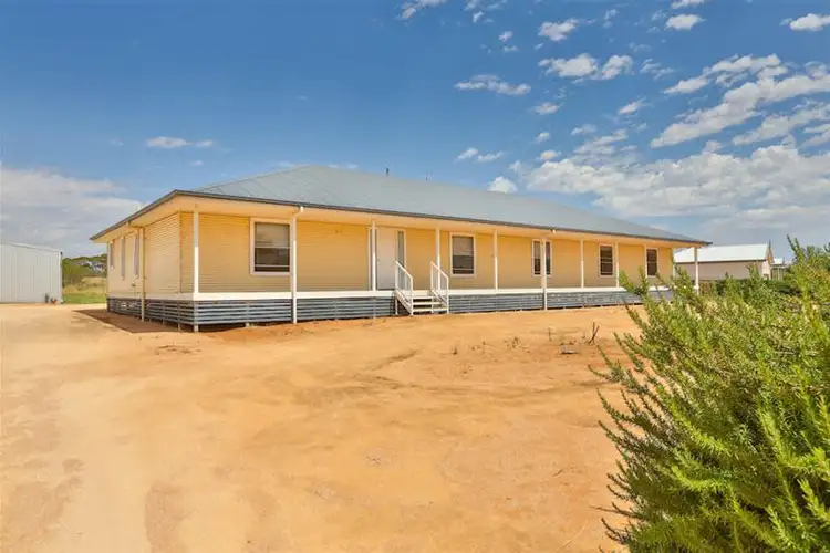 10 Bushland Rise, Koorlong VIC 3501