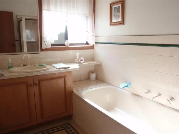 Fifth view of Homely house listing, 12 Pearse Court, Mildura VIC 3500