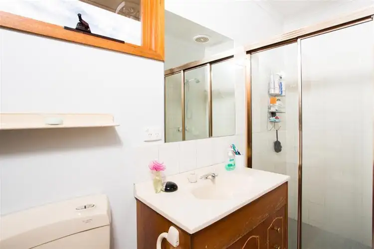 Seventh view of Homely house listing, 9 Noyce Court, Mildura VIC 3500