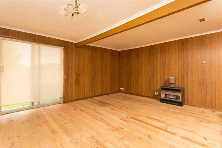 Fifth view of Homely house listing, 6 Myrtle Court, Irymple VIC 3498