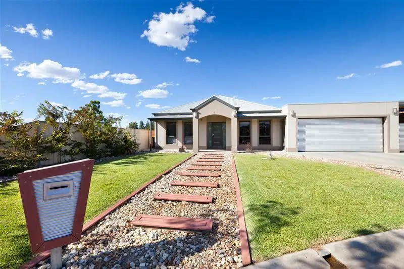 Main view of Homely house listing, 4 Kittyhawk Court, Mildura VIC 3500