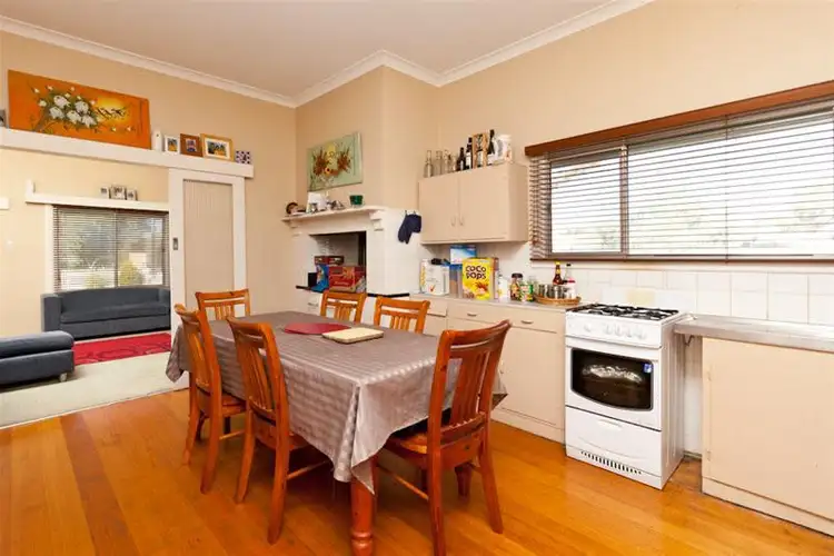 Fifth view of Homely house listing, 2 Victoria Court, Mildura VIC 3500